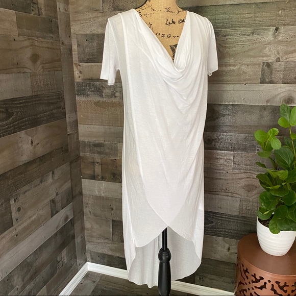 Solemio Other - Solemio Swim white sheer high- low cover-up